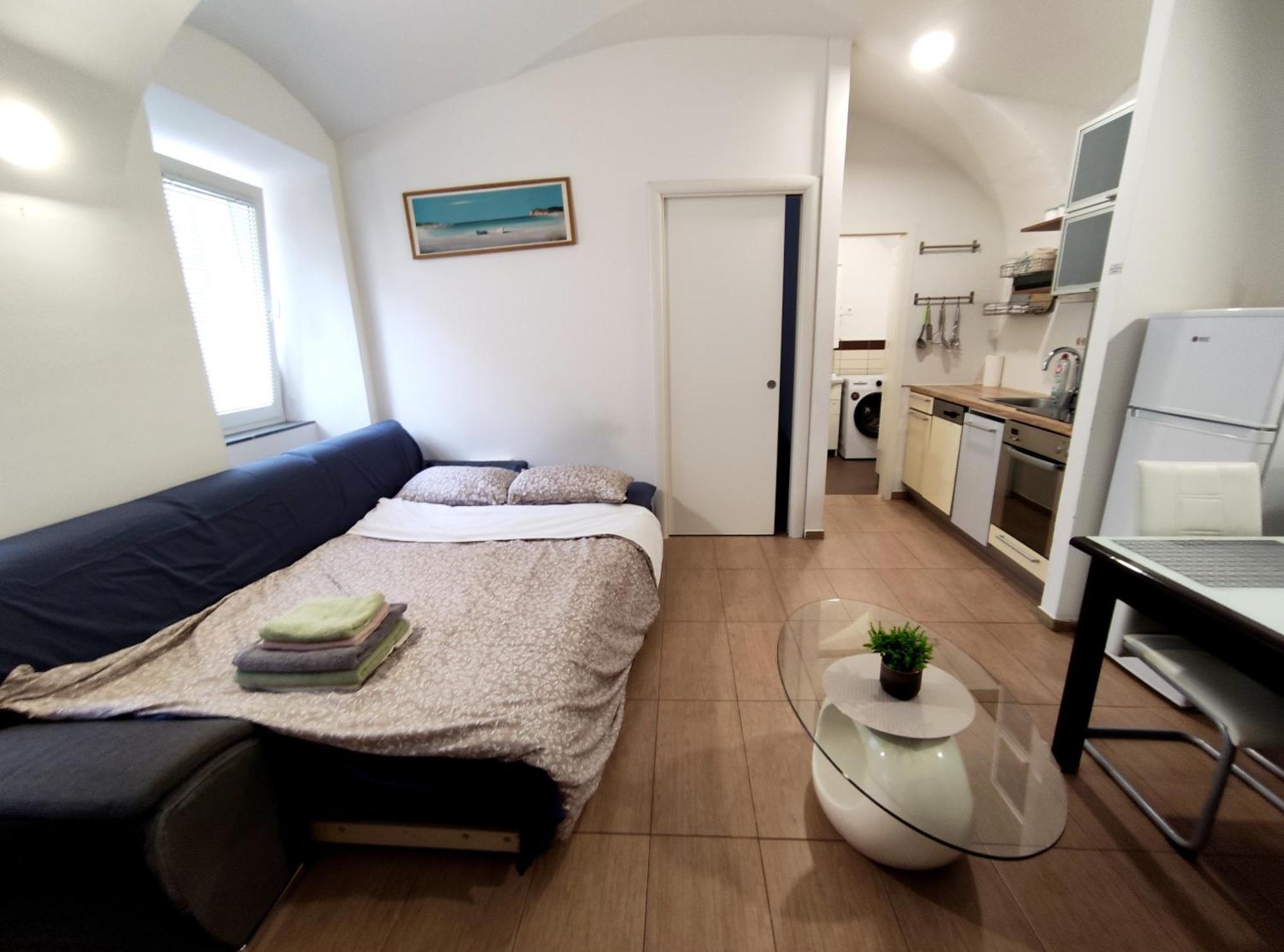 Studio Apartment Sisters 3-4 Ljubljana Exterior photo